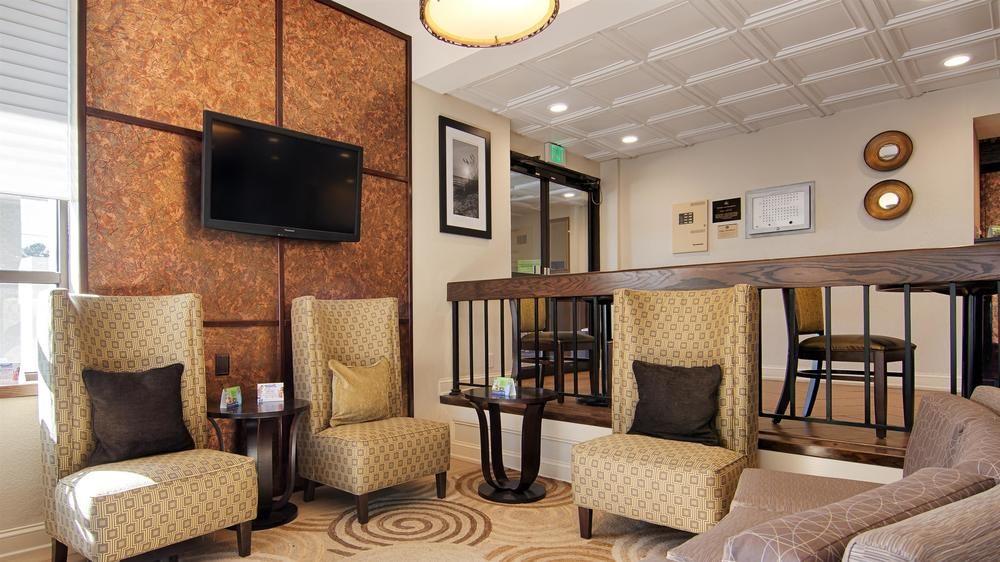 Best Western Salisbury Plaza Екстериор снимка