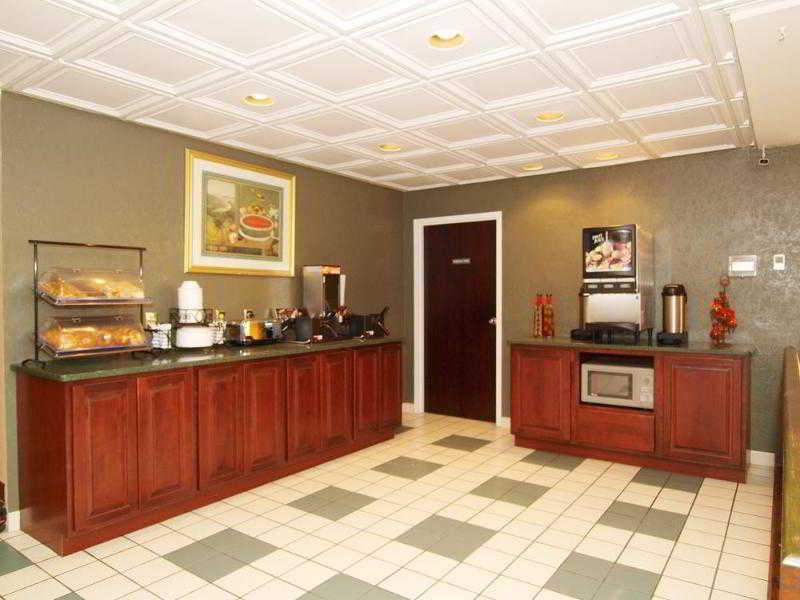 Best Western Salisbury Plaza Екстериор снимка